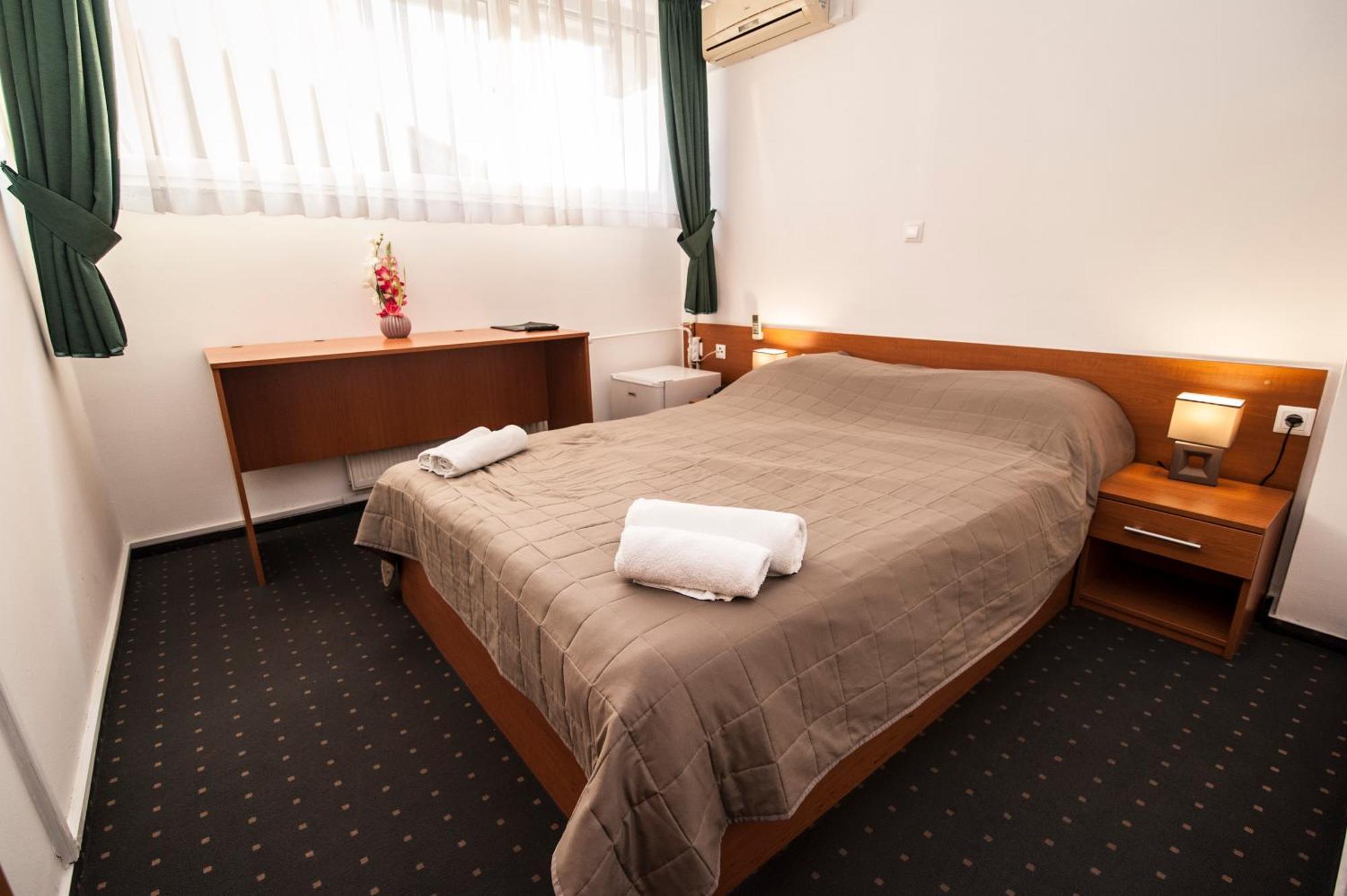 Hotel Faraon Τσέλιε Δωμάτιο φωτογραφία